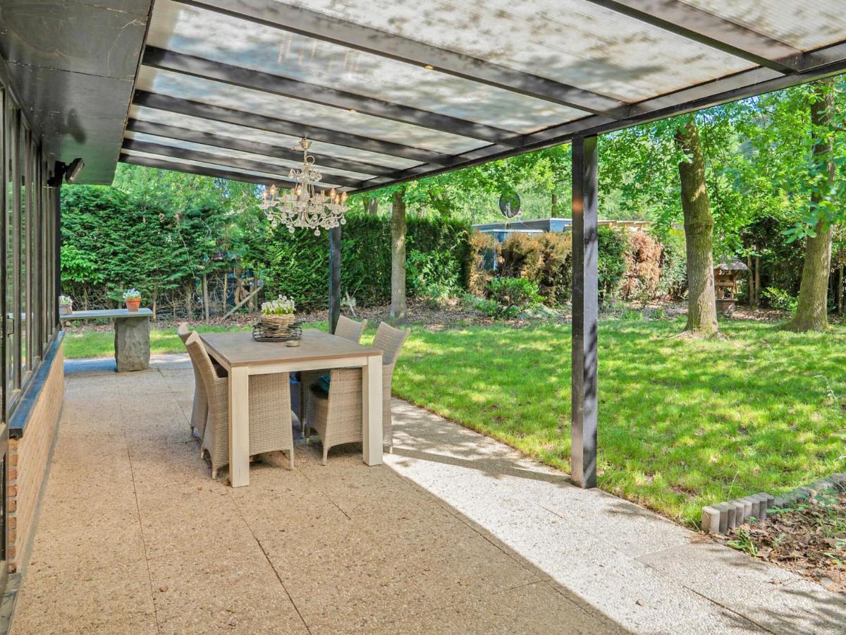 Upscale Bungalow In Lanaken With Private Garden Exteriör bild
