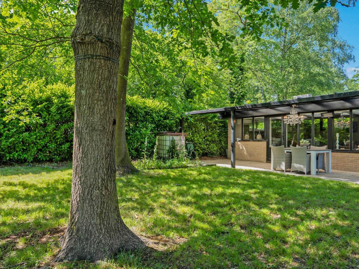 Upscale Bungalow In Lanaken With Private Garden Exteriör bild