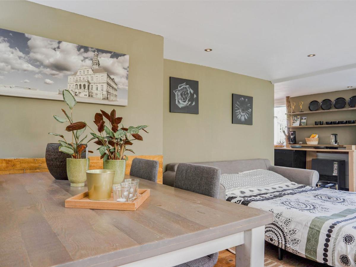 Upscale Bungalow In Lanaken With Private Garden Exteriör bild